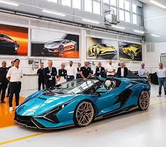 Technical specification of the lamborghini sián fkp 37, on sale at lamborghini dealers. Update More Images Of The First Lamborghini Sian Roadster Presented To Ceo Stefano Domenicali