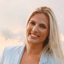 Katherine Bobo's Instagram, Twitter & Facebook