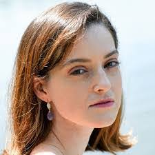 Victoria Hoff's Instagram, Twitter & Facebook