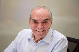 Michael Klein, quem é? Família e gestão das Casas Bahia e Via Varejo