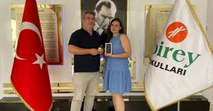 Sınav sonucunu öğrendikten sonra mezun olduğu i̇stanbul üsküdar fen. Hcghaw68hv62qm