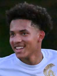 Seaman's Miller tops celebrates 17th birthday with dominating Shufelberger  Top City Classic win