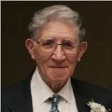 Nancy Everson's Instagram, Twitter & Facebook