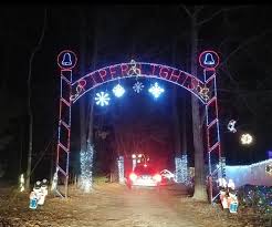 You Can Drive Through The 7 Acres Of Christmas Lights At Piper Lights In North Carolina Withou North Carolina Attractions Holiday Lights Display North Carolina