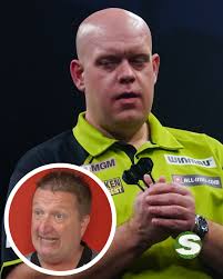 Former darts player Colin Lloyd has warned Michael van Gerwen that his time  at the top of darts is over amid his worrying struggles 😯 🗣️ "I think his  race is run.