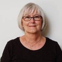 Jean Nielson's Instagram, Twitter & Facebook