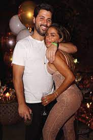 Karlie kloss, rita ora, joan smalls e dave grutman estão entre eles. Anitta Celebrates Birthday With Lele Pons Winnie Harlow At Swan World Red Eye World Red Eye