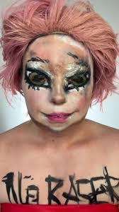 Jessica Suman's Instagram, Twitter & Facebook