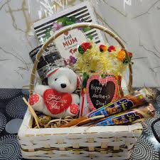 Mother's day gift basket - gift basket for Mom - i love my mom gift basket | Daraz.pk