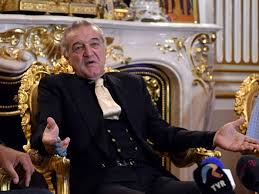 Jun 04, 2021 · gigi becali a apelat la o ținută inedită. AdevÄƒrul Gol GoluÅ£ Cum A FÄƒcut Gigi Becali Avere Spynews Ro