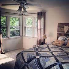 Corner Window Master Bedroom I Like The Gauzy Look Here Interior Design Living Room Home Decor Bedroom Corner House
