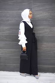 Adenike Abiola (abiolaadenike90)