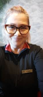 Anna Prusak's Instagram, Twitter & Facebook