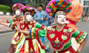 17 Tarian Tradisional Daerah Jawa Barat Gambar Dan Penjelasannya This is the tari lilin postcode page list.