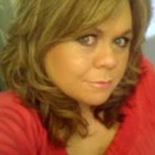 Angie Townsend's Instagram, Twitter & Facebook