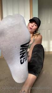 Misstinytootsies new video alert stinky feet joi cei i ve heard a