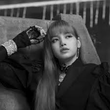 Blackpink Lisa Blackpink Wallpaper Blackpink Fashion Blackpink