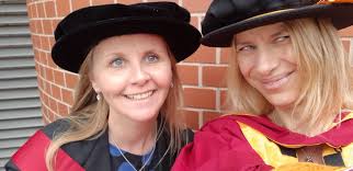 Dr Caroline Wesson (@CJWesson)