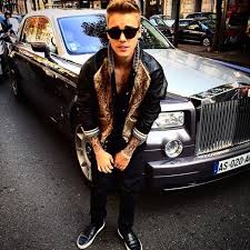 This standard of excellence has propelled many famous musicians to buy rolls royces. Justin Bieber Wears Saint Laurent Marmot Leopard Jacket And Leather Croc Sneakers While Riding A Rolls Royce In Paris Upscalehype