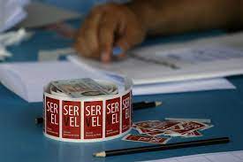Atención en lenguas de señas. Montos Millonarios Para Los Candidatos En Proximas Elecciones Servel Revela Gasto Electoral Duna 89 7 Duna 89 7