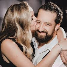 Sydney Unruh's Instagram, Twitter & Facebook