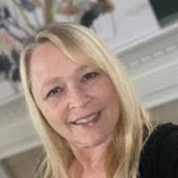 Michelle Agee's Instagram, Twitter & Facebook