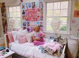 Refresh the home for less! Pinterest Lucyfloris Dorm Room Designs Preppy Room Dorm Room Inspiration