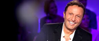 Nécessaire], né le 10 mars 1966 à casablanca au maroc. Arthur Adresse Un Tendre Message A Son Fils Aaron Pour Son 10e Anniversaire Reste Unique