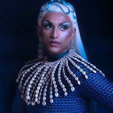 FIRST FRIDAY: CELEBRATE THE HOLIDAYS WITH PRIDE @sanjosemuseumofart Friday,  December 6, 2024 6–9 pm Free Admission Presented in partnership with  @svpride, you're invited to an enchanting evening of live music,  storytelling, and