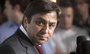 Entrevista lamentável de Tirone