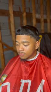 High Taper Hmu for a cut ‼️💈#youngbarber #merrillvillestylist #reels  #beamed