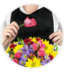 Filled with fresh flowers and a lovely pool. Flower Delivery In Santa Cruz