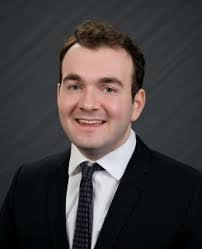 Max Downing's Instagram, Twitter & Facebook