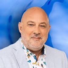 ☎️ Dan belt Serife Bayar of je een column wi schrijven over Telecom ivm het  20-jarig bestaan van TBM en of er ook een foto uit 2000 bij kan ...dus dan  duik