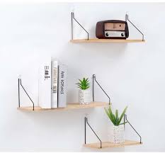 Gantungkan cermin dekorasi di atas kabinet atau rak anda dan pastikan ianya bersesuaian dengan dekorasi lain di ruang tamu. Jual Multica Rak Dinding Wall Decor Room Decor Hiasan Ruang Tamu Size M Terbaru Juni 2021 Blibli