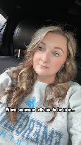 Katy Roy (@.katyroy_)