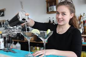 02 31 36 86 64 telefonas. Julie Aoustin Cocktail Jeunesse De La Fabrique Liberte Caen
