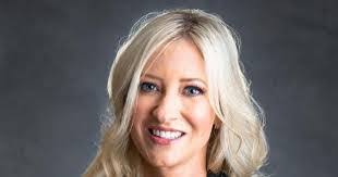 Kami Dyer's Instagram, Twitter & Facebook