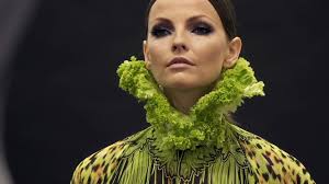 This Week In Trailers: I Am For Peace, Foodies, Faraway, Shooting For  Socrates, Midlake: Live In Denton, TX