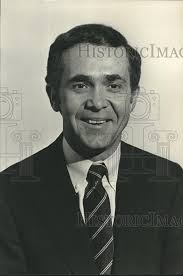1983 Press Photo Doctor Ron Henderson, Physician
