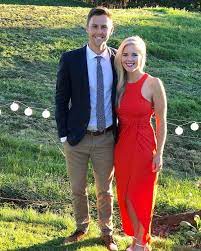 New zealand cricketer trent boult currently represents the kiwi national cricket team besides appearing for the ipl franchise delhi capitals. Trent Boult Height Weight Age Wife Girlfriend Family Biography More Starsunfolded