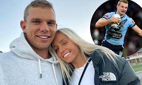 craig bellamy on stopping tom trbojevic 'yeah, i've got a shotgun in my room, so i'm gonna get one of the guys to take that out tomorrow night. Manly Sea Eagles Football Star Tom Trbojevic Debuts Stunning New Blonde Girlfriend Kristi Wilkinson Daily Mail Online