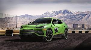 Lamborghini Urus St X Concept A Fully Kitted Race Ready Suv That Ll Take To The Track In 2020 Suv Lamborghini Super Cars