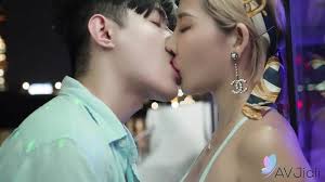 ฟรีวิดีโอหนังโป๊ Kiss | xHamster