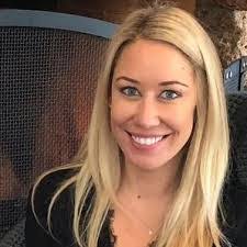 Emily Paquette's Instagram, Twitter & Facebook