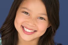 Sophie Ackerman's Instagram, Twitter & Facebook