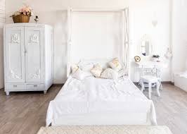 Shabby Chic So Geht Der Romantische Wohnstil Lomado Mobel