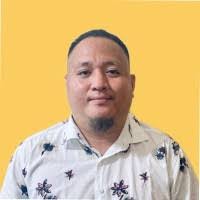 Christian Penaranda's Instagram, Twitter & Facebook