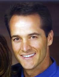 Woodland Hills man died in plane crash helping stranger, friend says