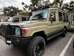 4x4 Safari Jeep